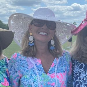 Meet your Posher, Robin